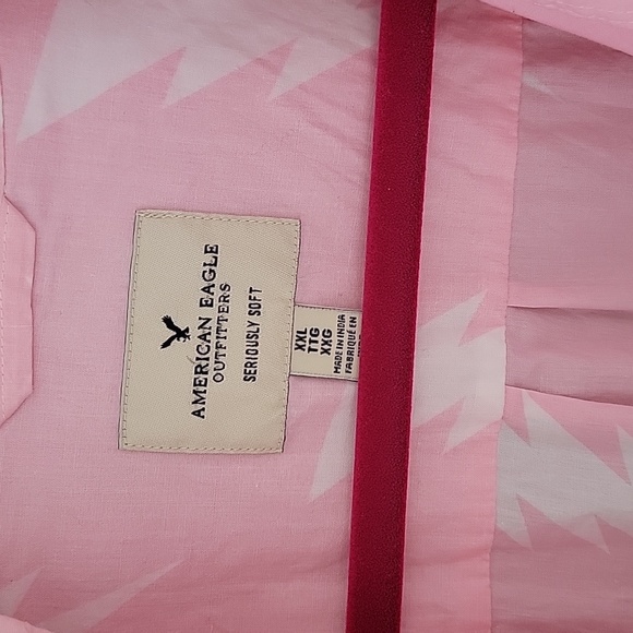 AEO 100% Cotton Short Sleeve Button Down - Picture 2 of 9